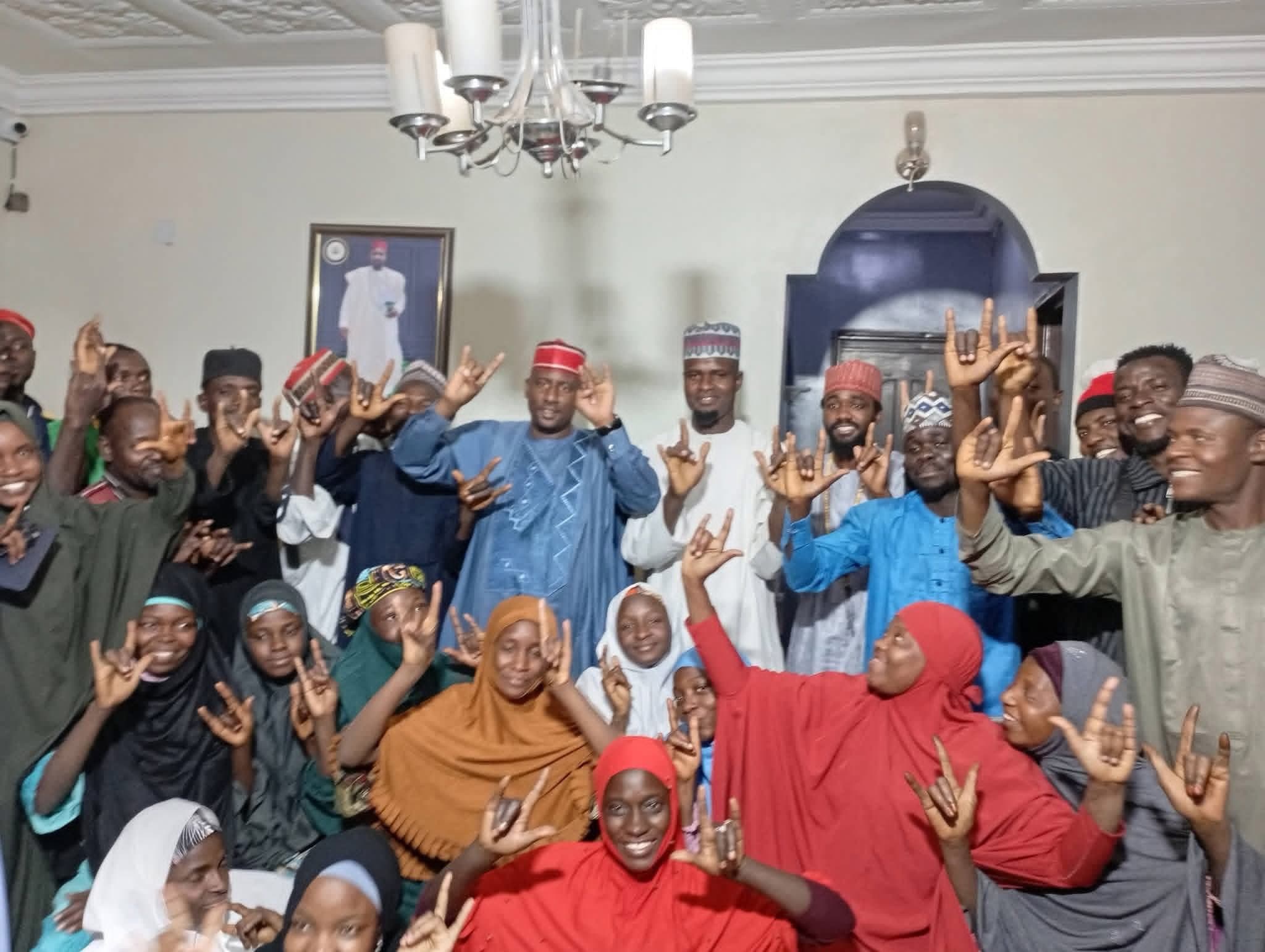 Hotoro Arewa Praises New Clinic and Classrooms
