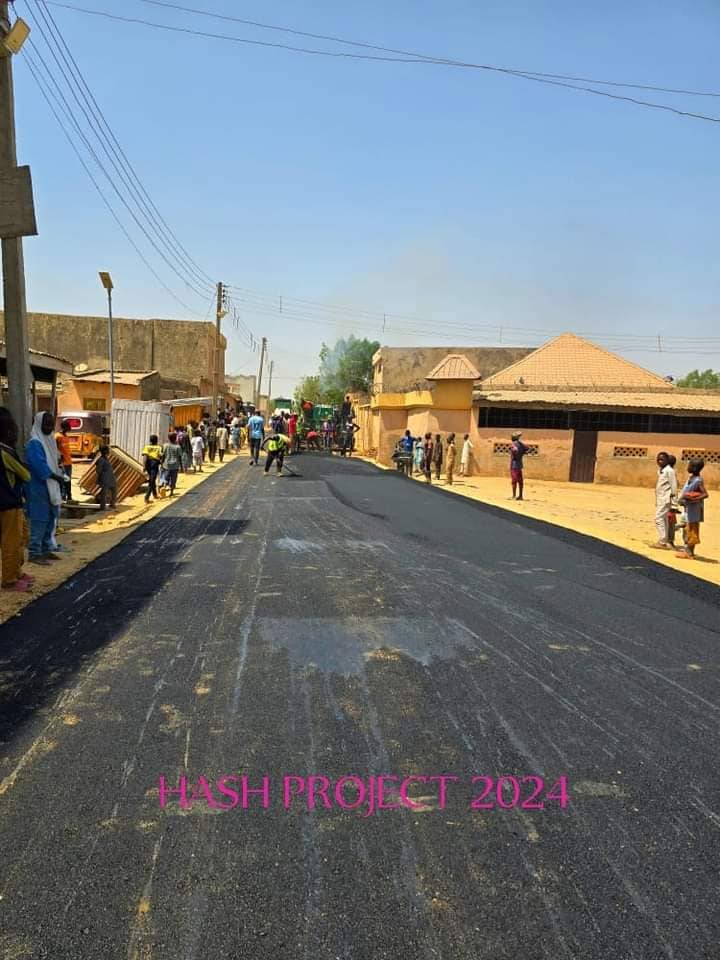 Construction of 2KM Road at Gama - Inside/Detail